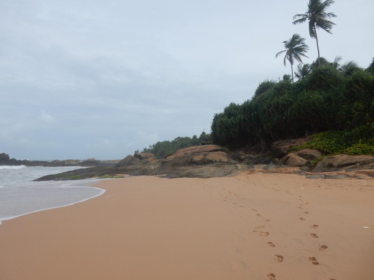 Sisanda Residence Bentota Buitenkant foto